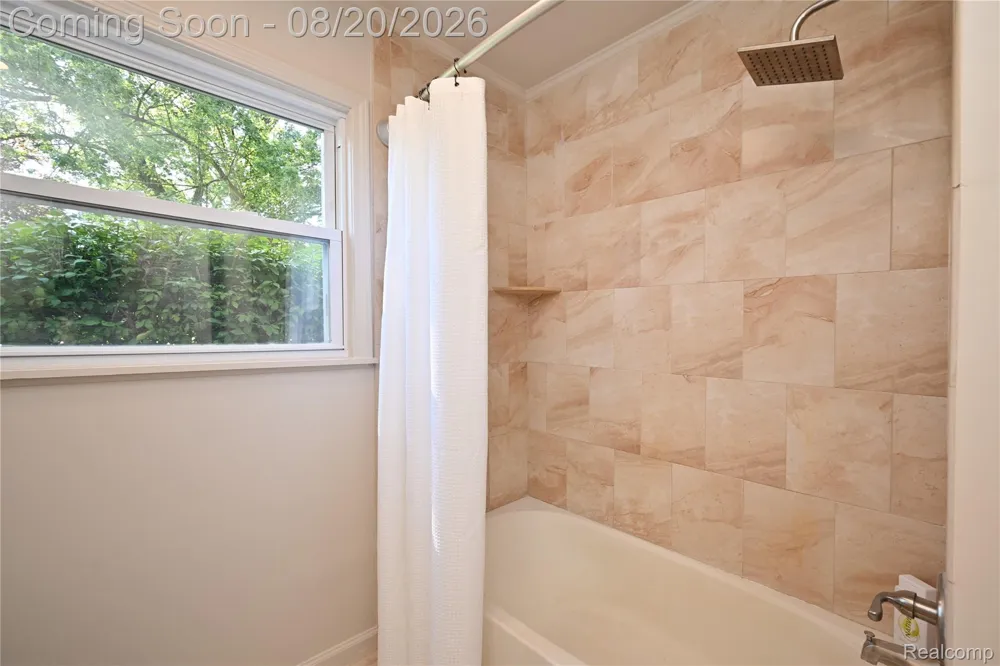 2374 Rutherford Road Bloomfield Hills City, MI 48302