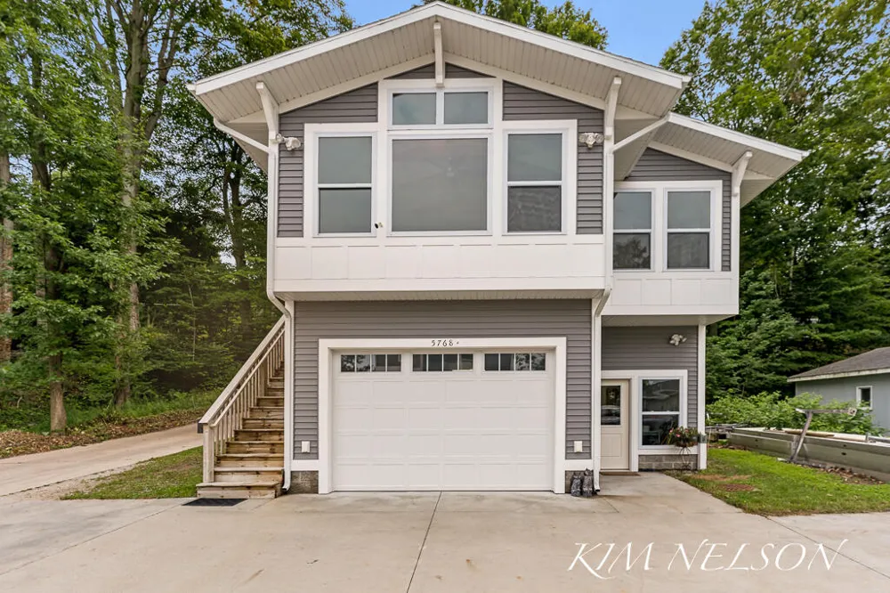 5768 South Shore Drive Fruitland Township, MI 49461