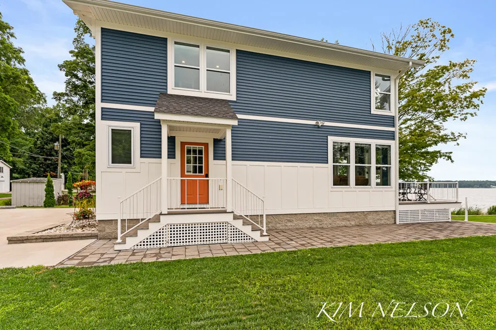 5768 South Shore Drive Fruitland Township, MI 49461
