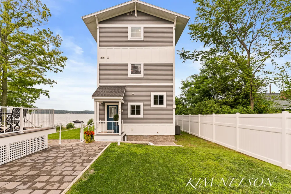 5768 South Shore Drive Fruitland Township, MI 49461