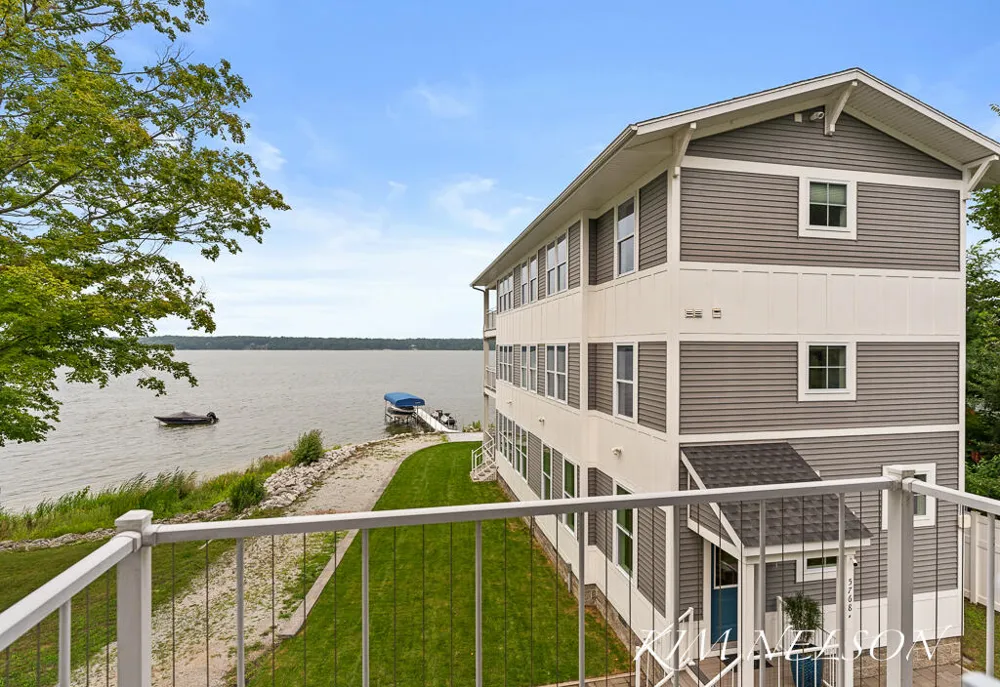 5768 South Shore Drive Fruitland Township, MI 49461