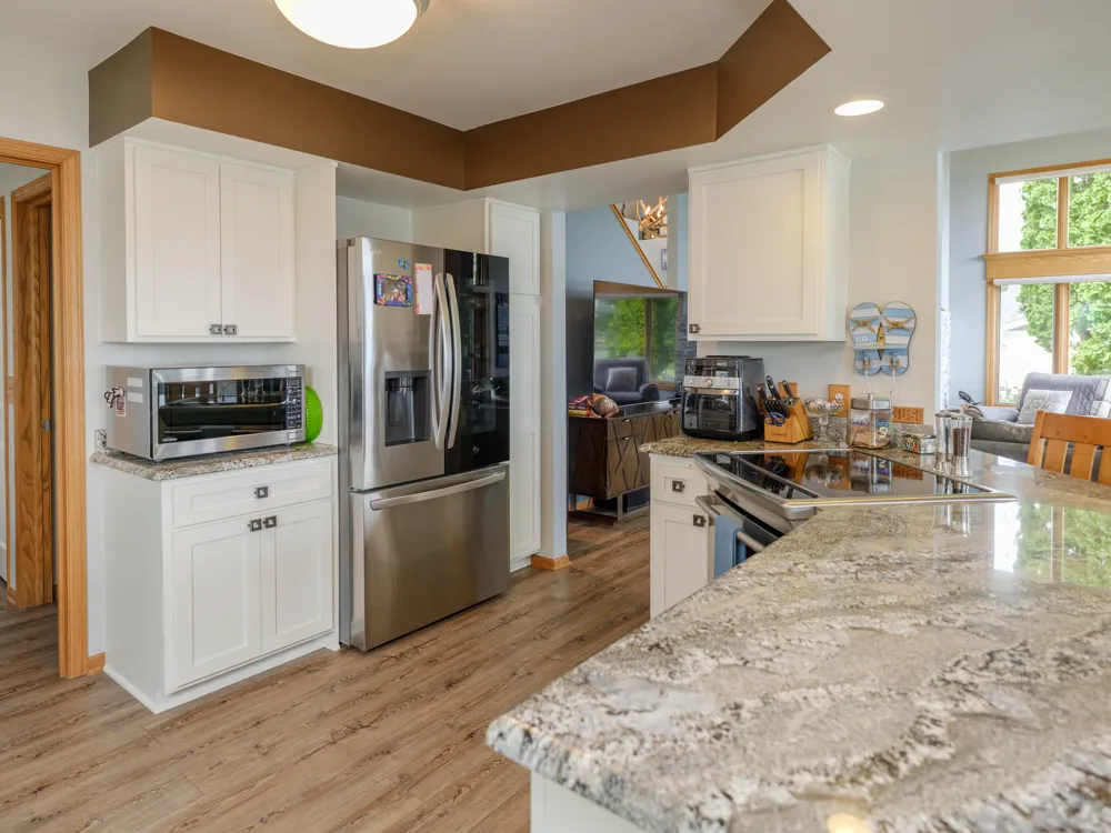1821 Lakeview Drive Portage City, MI 49002