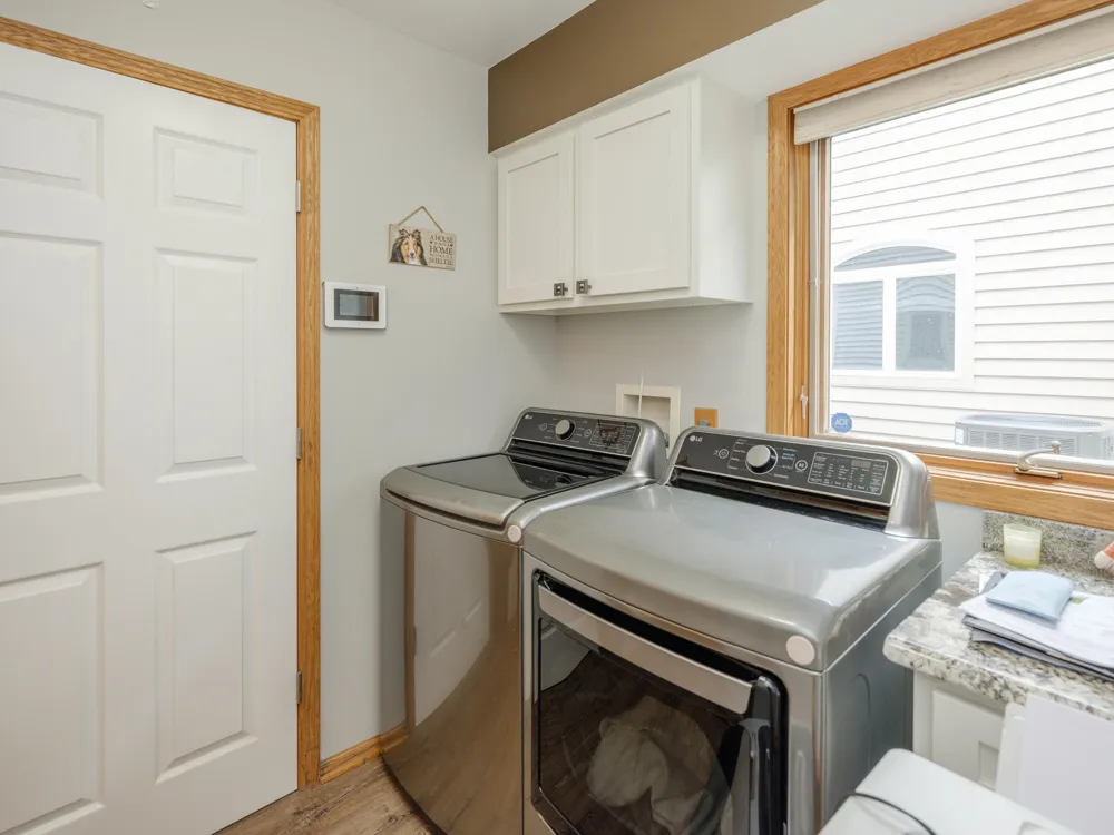 1821 Lakeview Drive Portage City, MI 49002