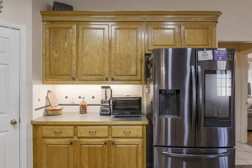 137 Cactus Road Waxahachie, TX 75165