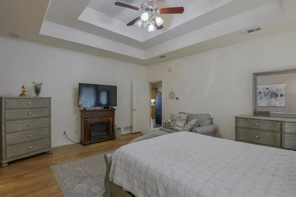137 Cactus Road Waxahachie, TX 75165