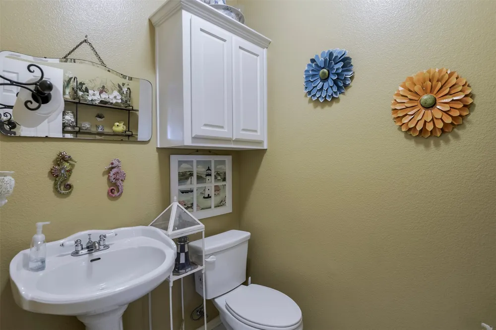 137 Cactus Road Waxahachie, TX 75165