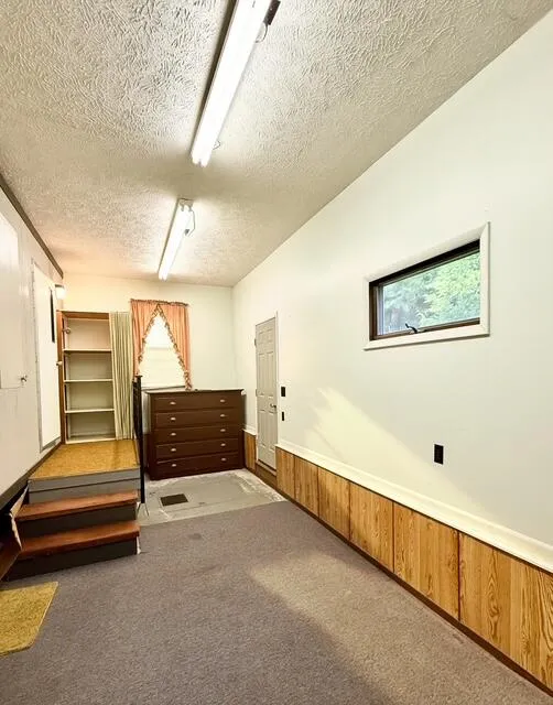 54223 Garrett Dowagiac, MI 49047