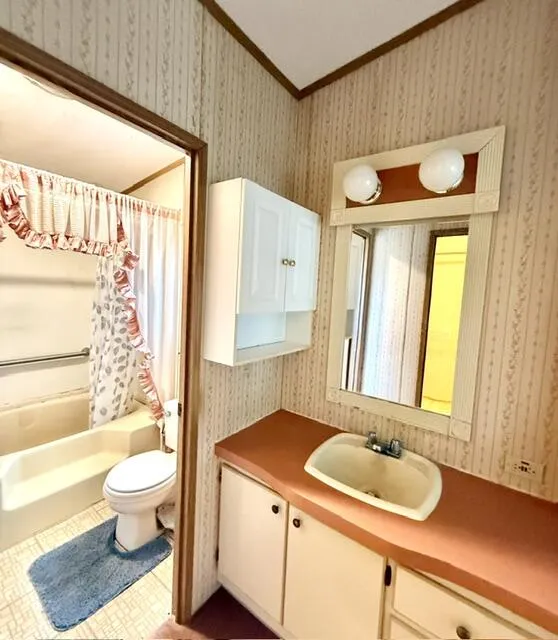54223 Garrett Dowagiac, MI 49047
