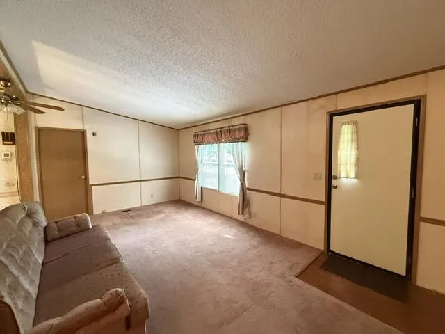 54223 Garrett Dowagiac, MI 49047