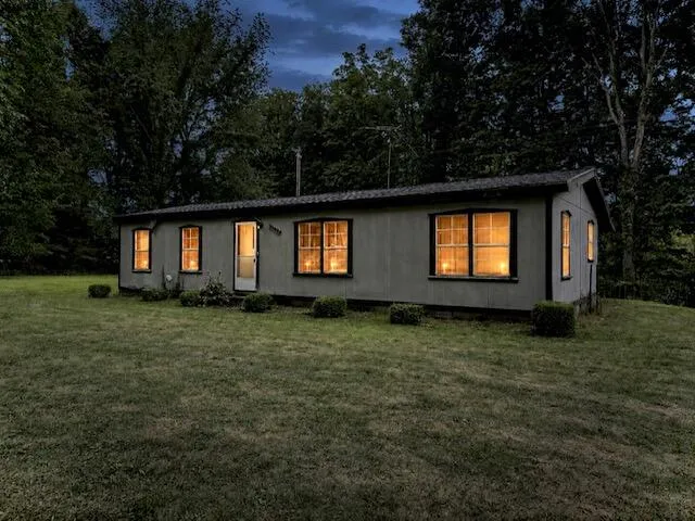 54223 Garrett Dowagiac, MI 49047