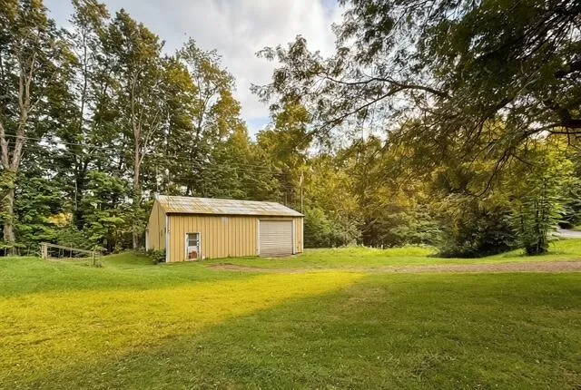 54223 Garrett Dowagiac, MI 49047