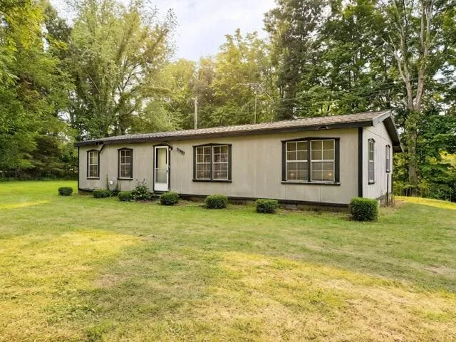 54223 Garrett Dowagiac, MI 49047