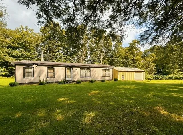 54223 Garrett Dowagiac, MI 49047
