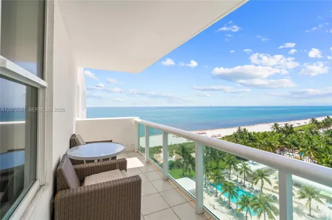 5001 Collins Ave #10G