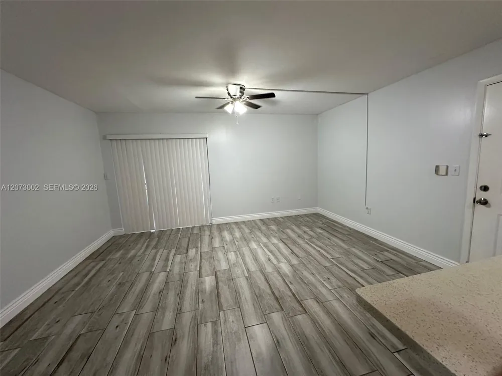 18875 NW 62nd Ave #106 Hialeah, FL 33015