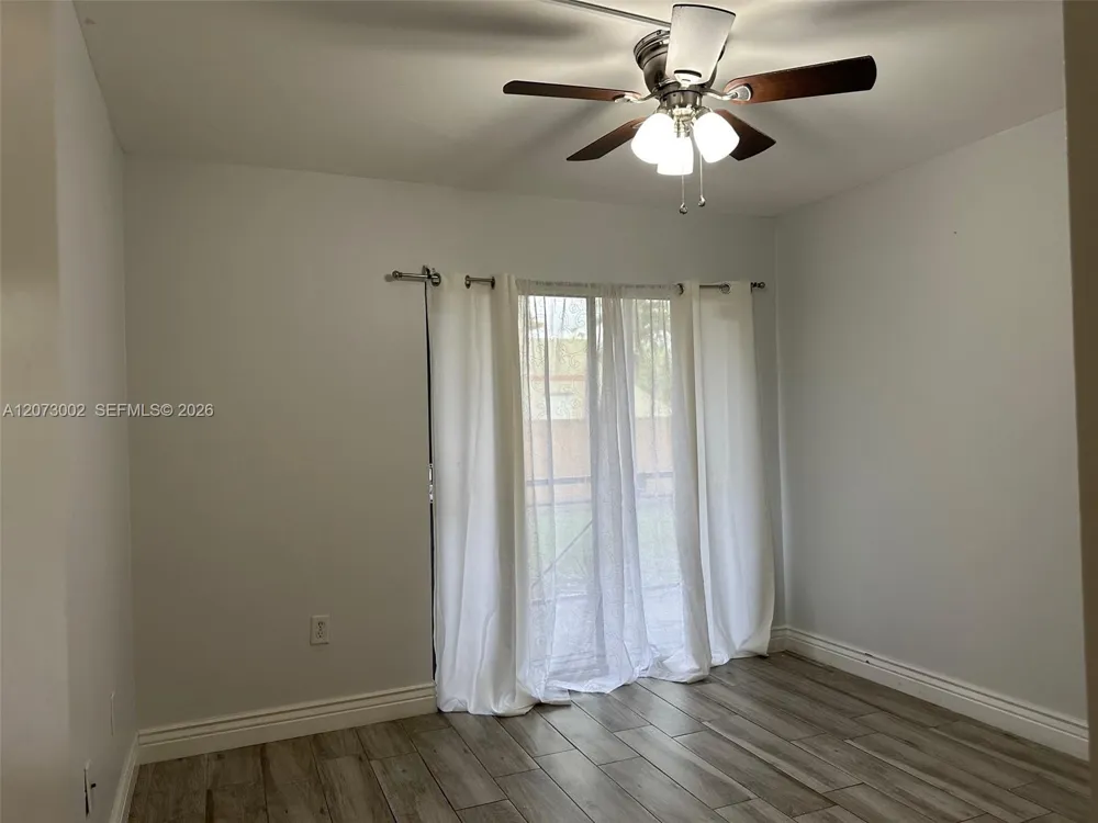 18875 NW 62nd Ave #106 Hialeah, FL 33015