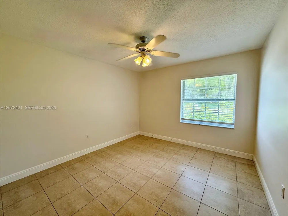 14353 SW 150th Ter Miami, FL 33186