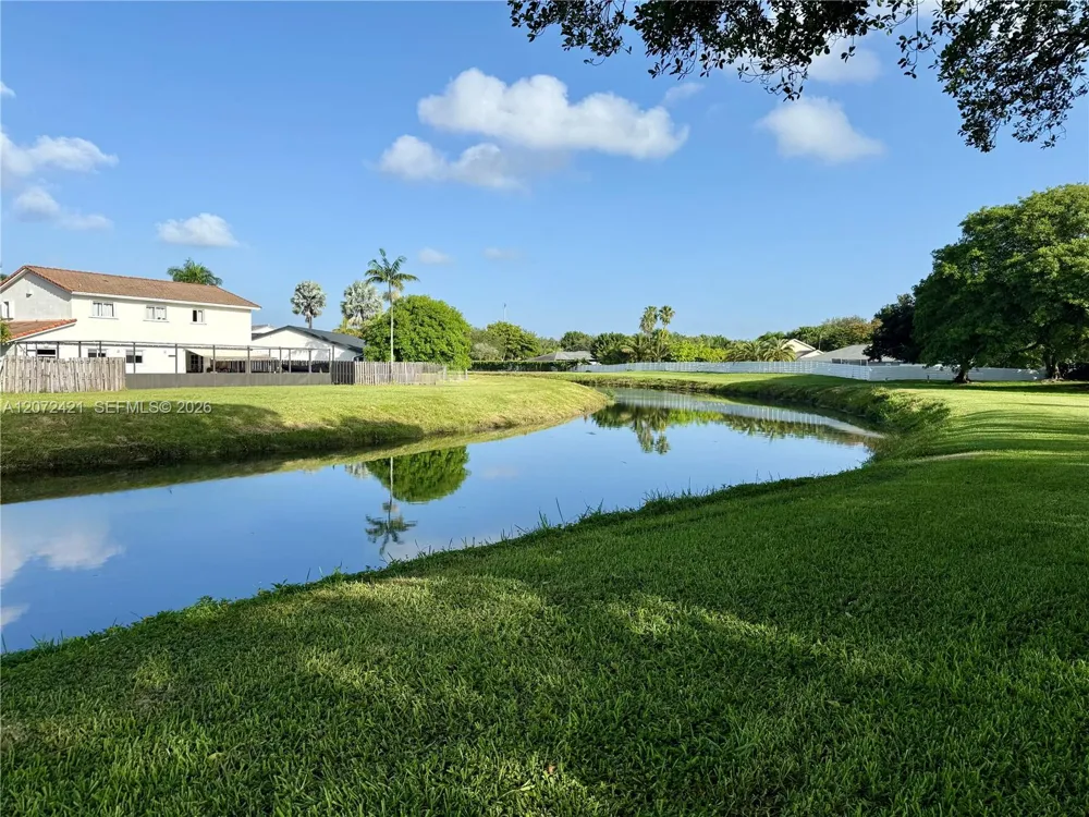 14353 SW 150th Ter Miami, FL 33186