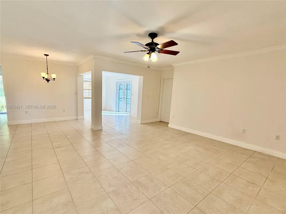 14353 SW 150th Ter Miami, FL 33186