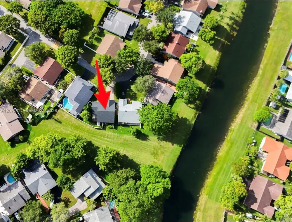 14353 SW 150th Ter Miami, FL 33186