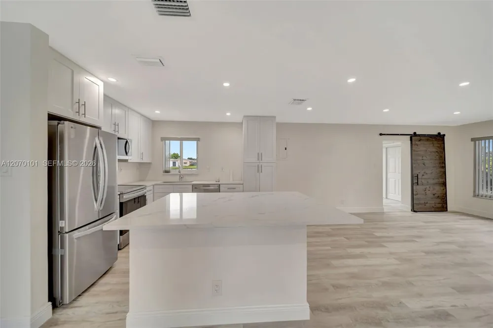 8502 NW 59th St Tamarac, FL 33321