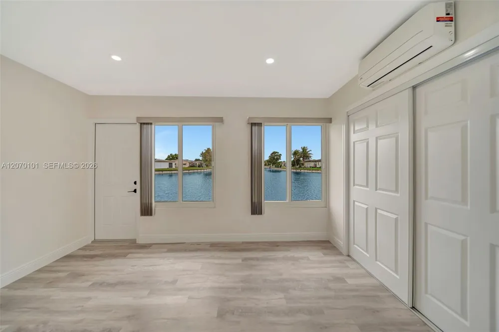 8502 NW 59th St Tamarac, FL 33321