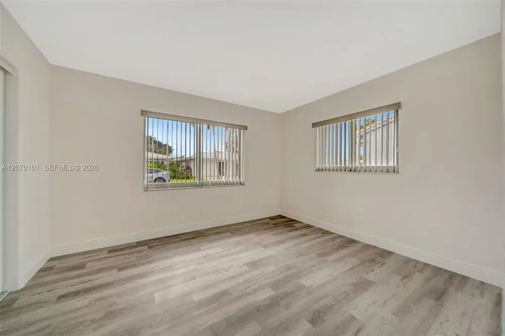 8502 NW 59th St Tamarac, FL 33321