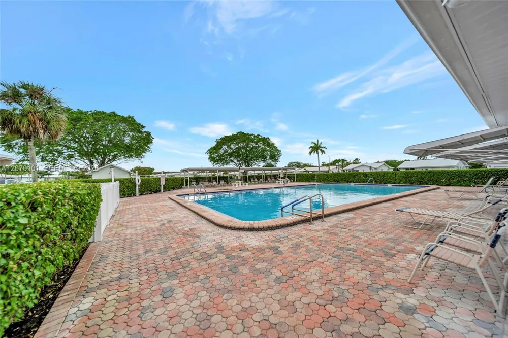 8502 NW 59th St Tamarac, FL 33321