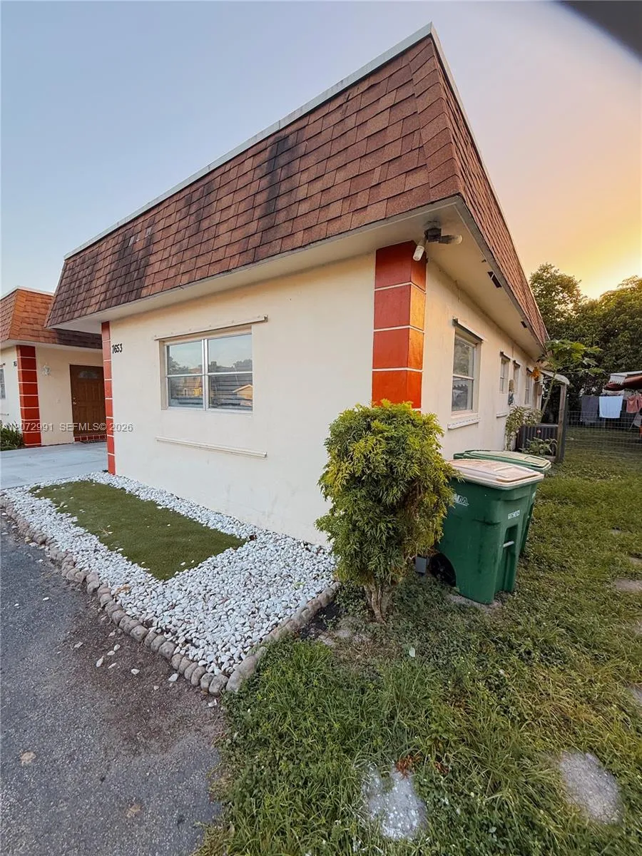 7653 NW 74th Ave #7653 Tamarac, FL 33321