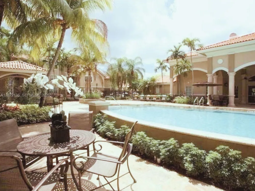 220 SW 116th Ave #15105 Pembroke Pines, FL 33025