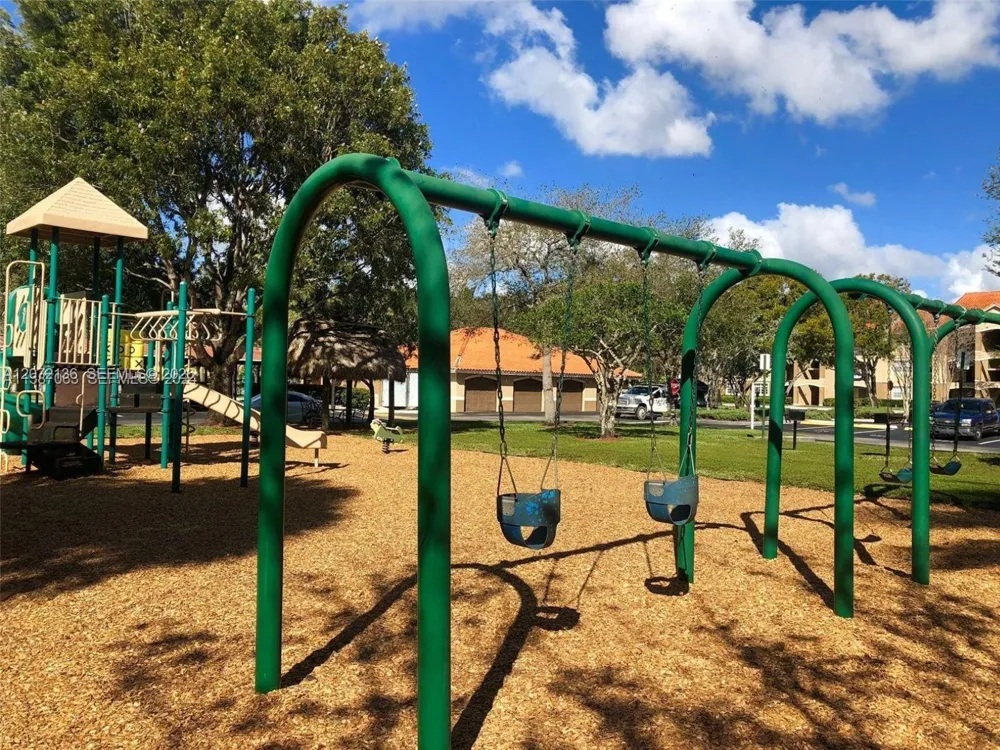 220 SW 116th Ave #15105 Pembroke Pines, FL 33025