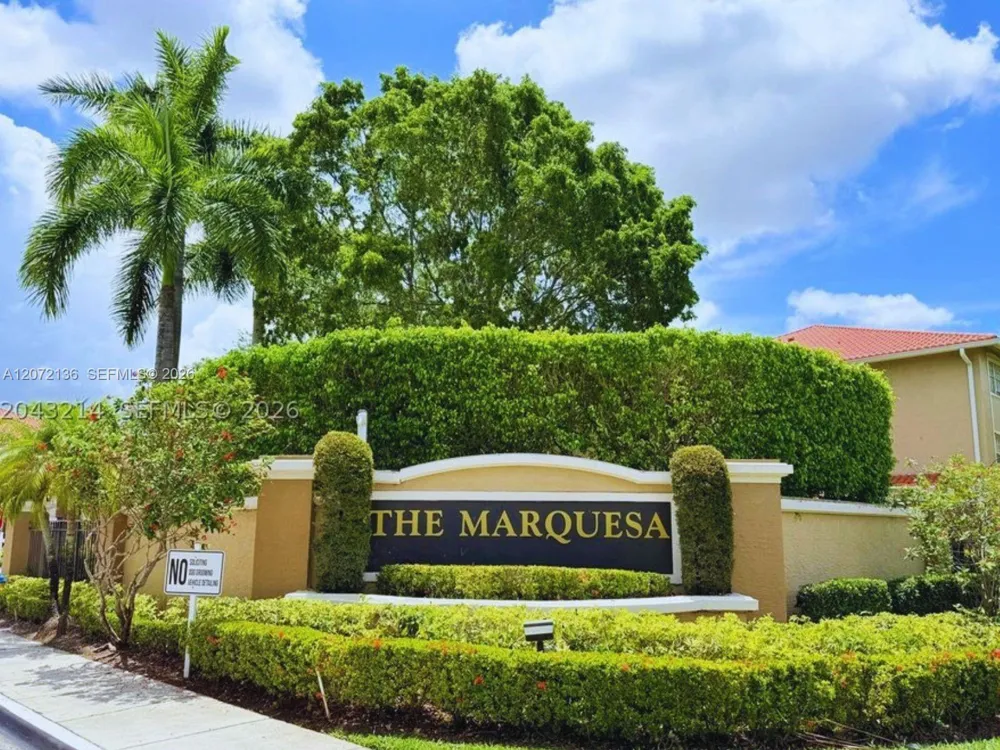 220 SW 116th Ave #15105 Pembroke Pines, FL 33025