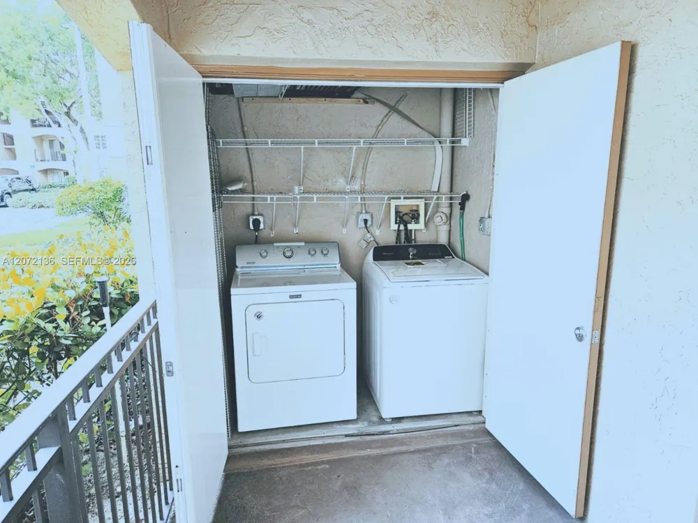 220 SW 116th Ave #15105 Pembroke Pines, FL 33025