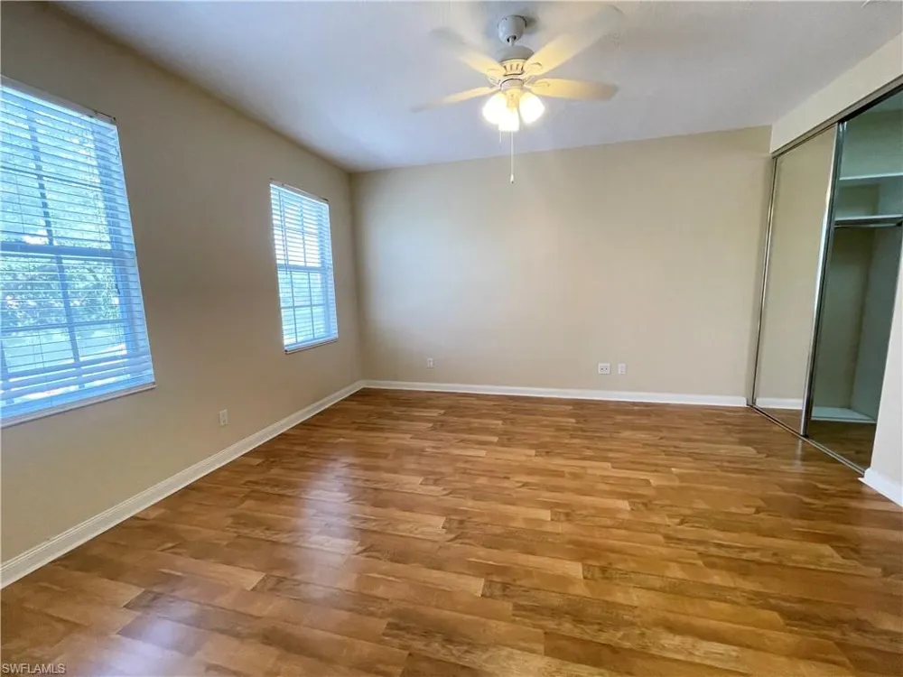 5325 Cove Circle Naples, FL 34119