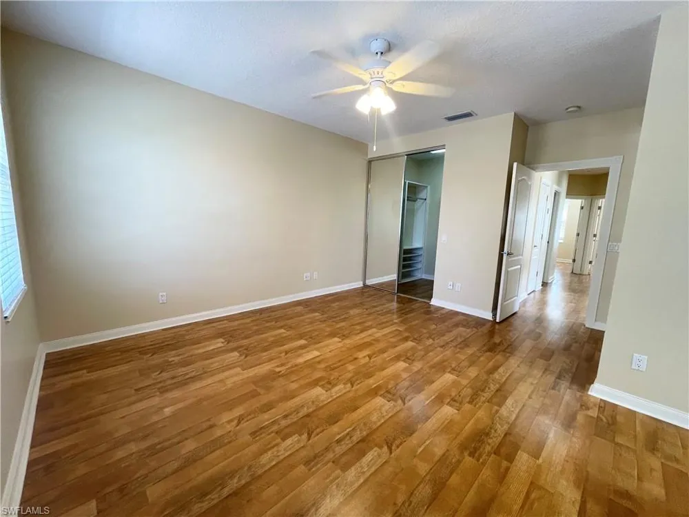 5325 Cove Circle Naples, FL 34119