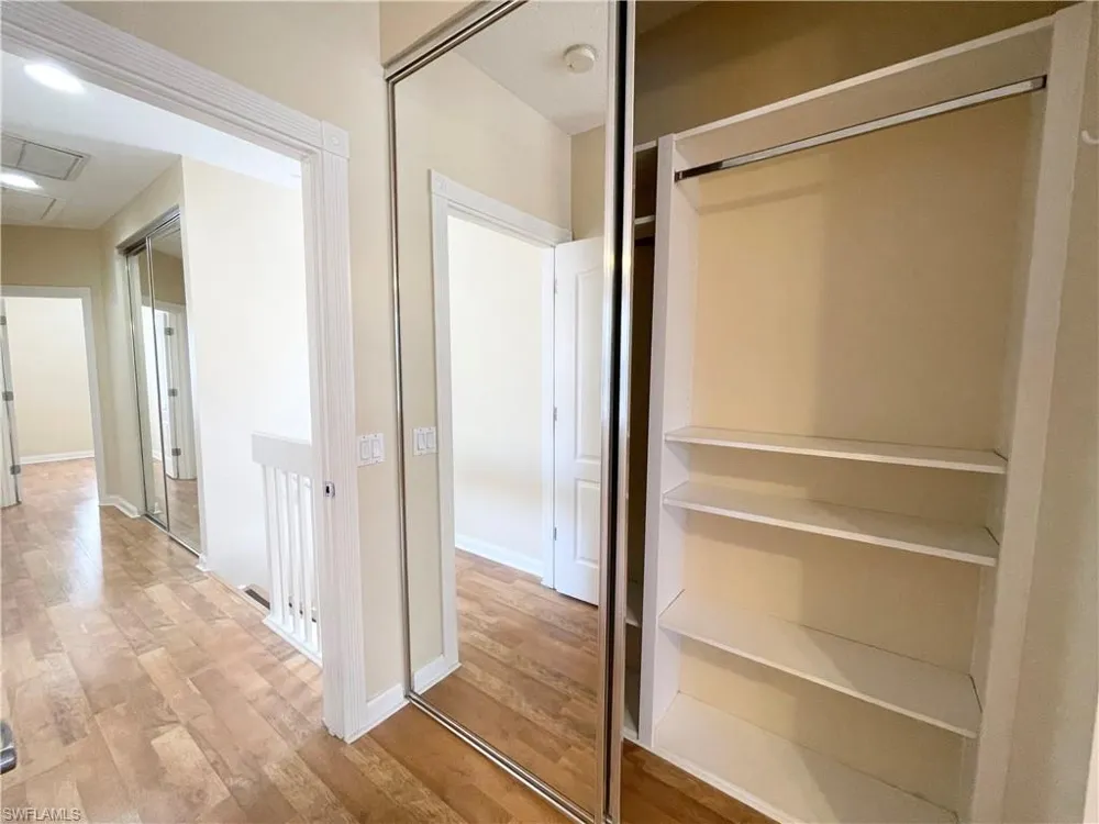 5325 Cove Circle Naples, FL 34119