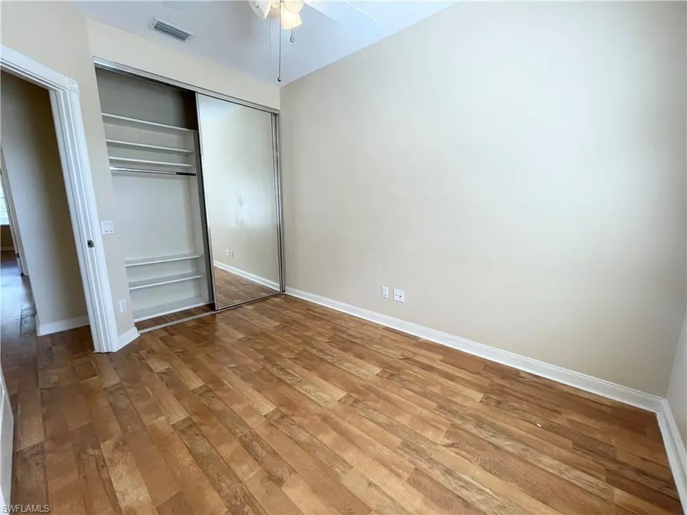 5325 Cove Circle Naples, FL 34119