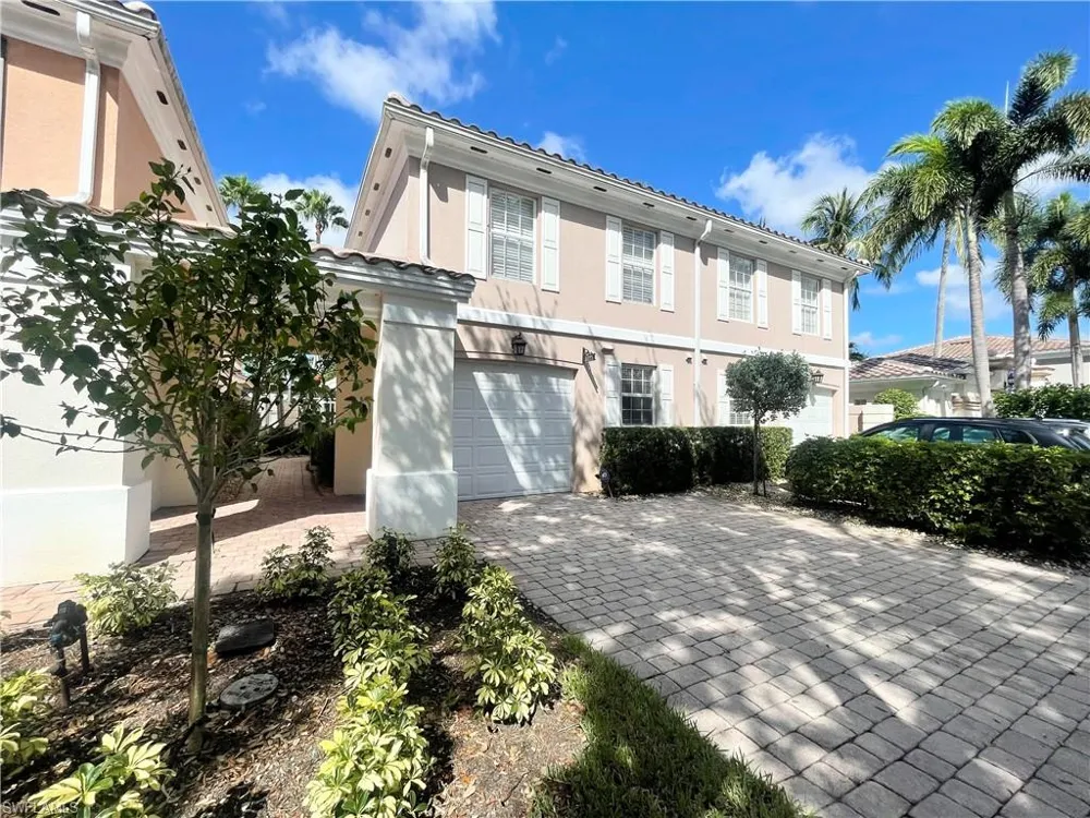 5325 Cove Circle Naples, FL 34119