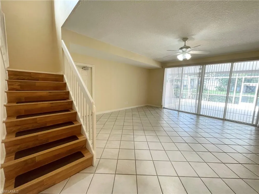 5325 Cove Circle Naples, FL 34119