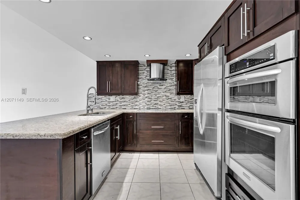 13763 SW 160th St Miami, FL 33177
