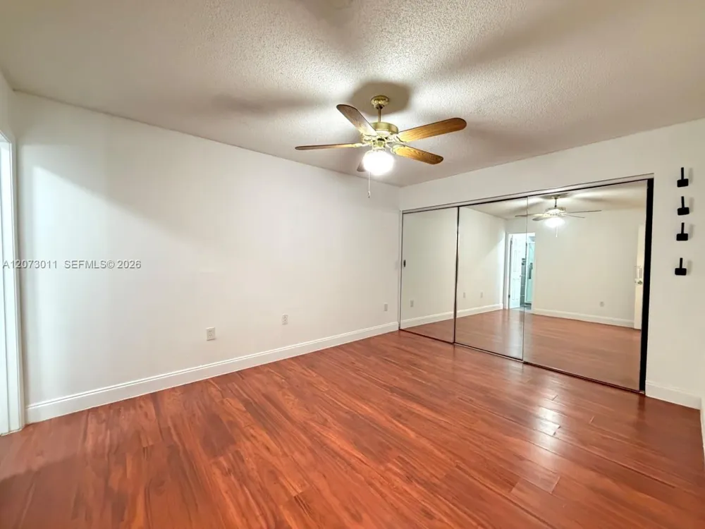 11641 NW 42nd St Sunrise, FL 33323