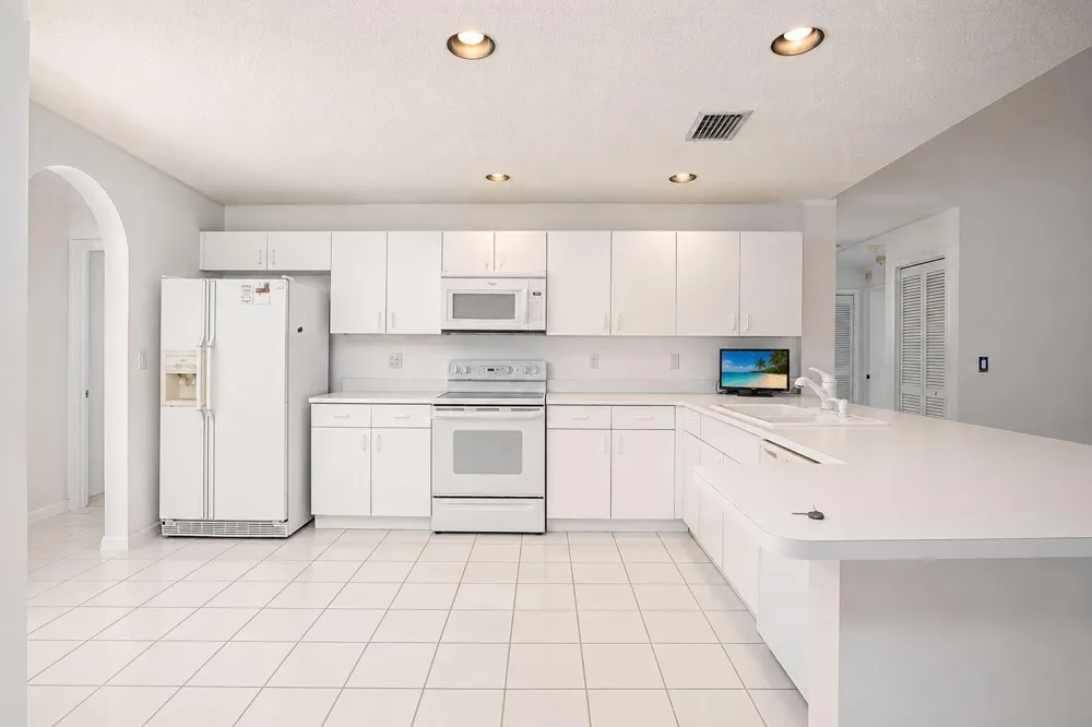 7606 Briar Cliff Circle Lake Worth, FL 33467