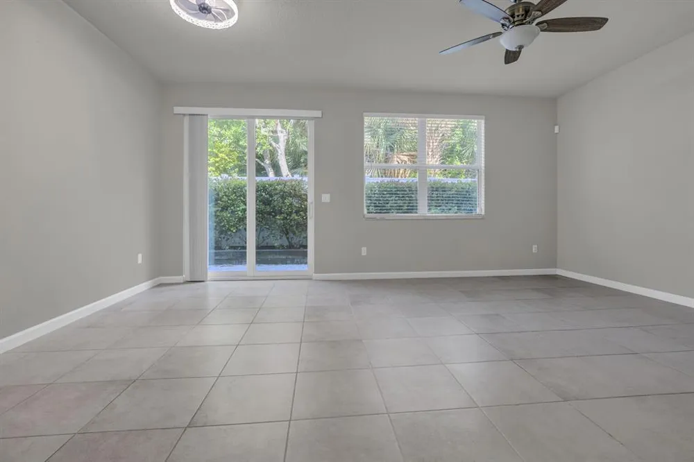 5659 Enclave Drive Mangonia Park, FL 33407