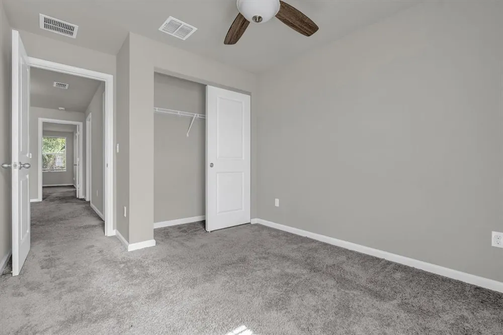 5659 Enclave Drive Mangonia Park, FL 33407