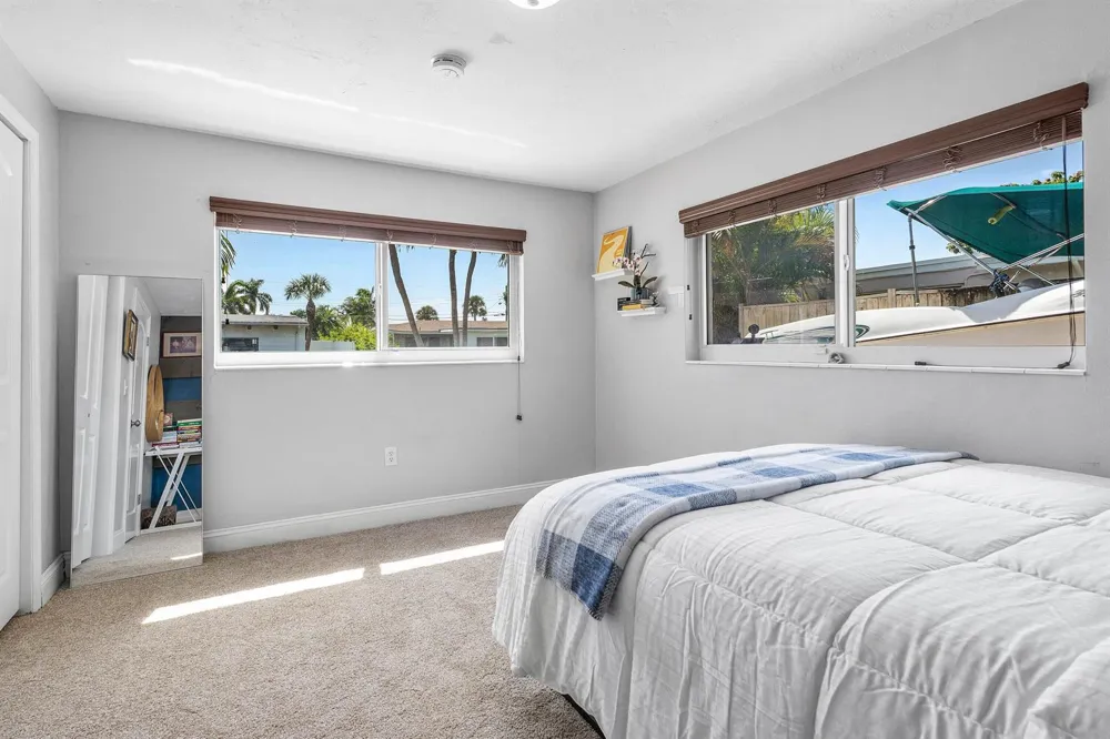 1620 SW 4TH AVENUE Pompano Beach, FL 33060