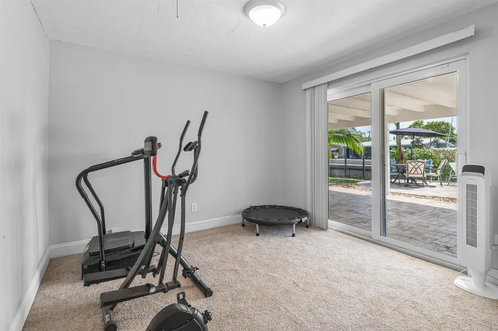 1620 SW 4TH AVENUE Pompano Beach, FL 33060