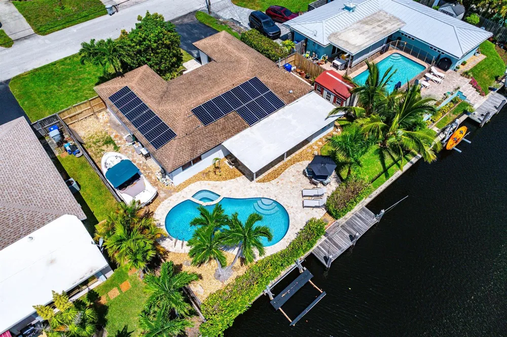 1620 SW 4TH AVENUE Pompano Beach, FL 33060