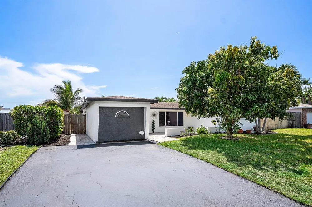 1620 SW 4TH AVENUE Pompano Beach, FL 33060