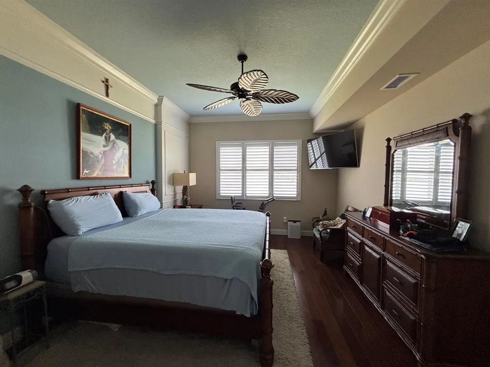 31 HARBOUR ISLE DRIVE W #PH05 Fort Pierce, FL 34949