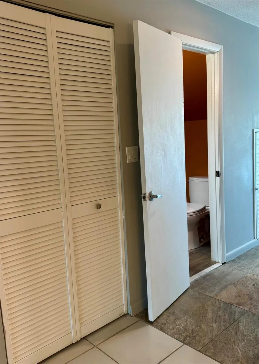 690 SE 23RD AVENUE #4 Pompano Beach, FL 33062